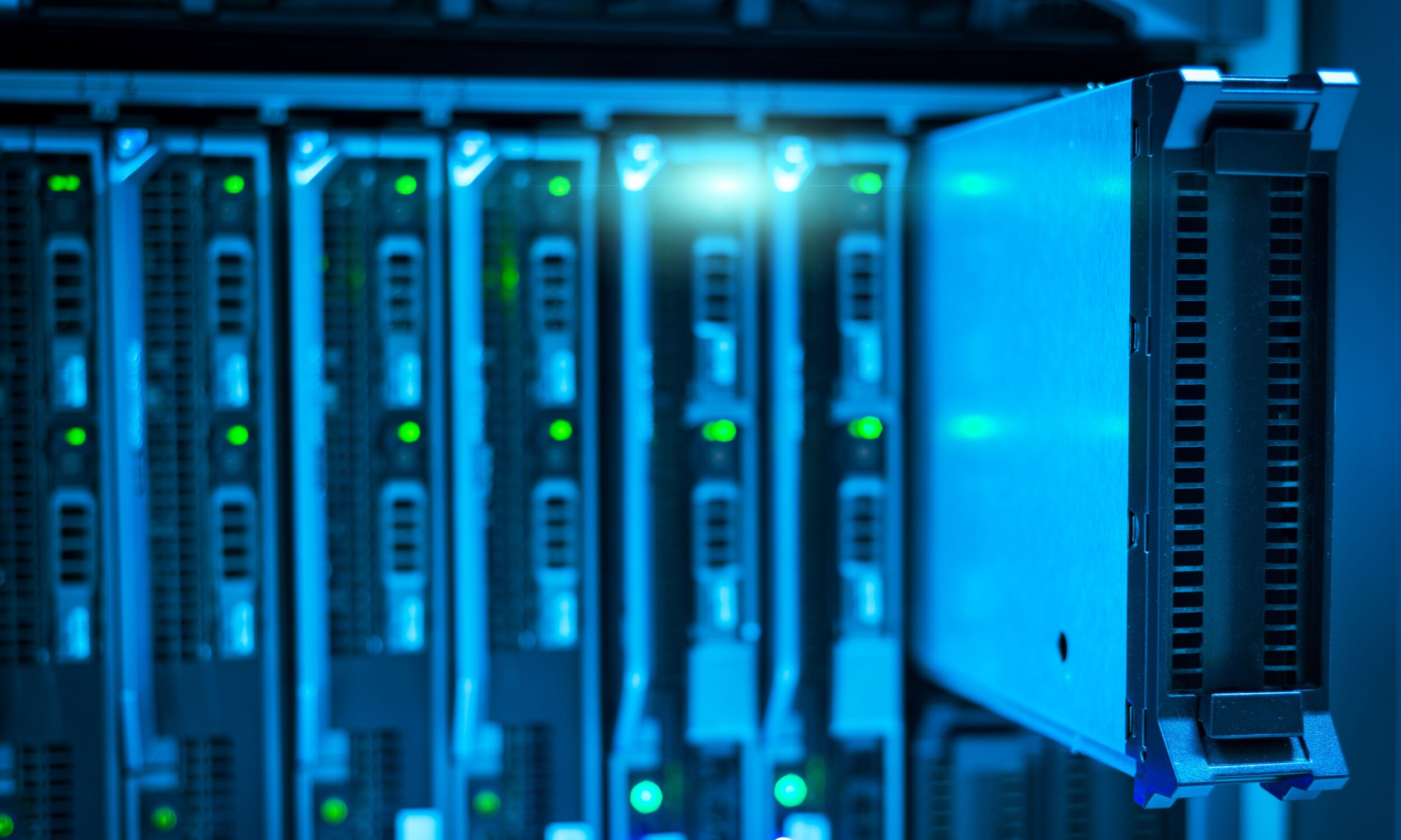 Komponenter fra en stor computer
